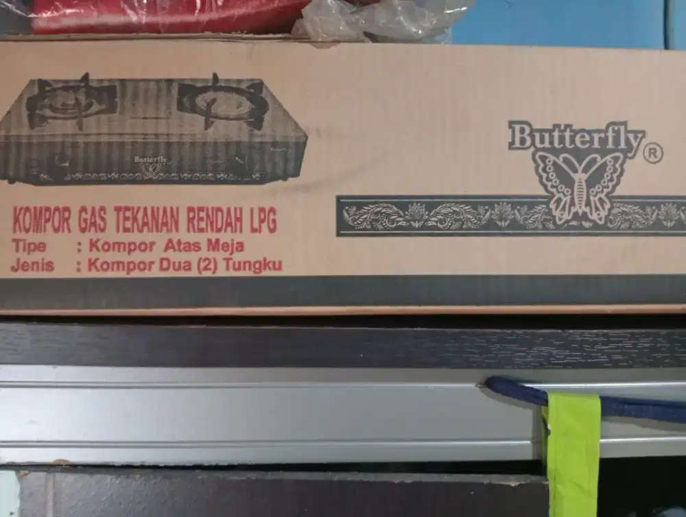 Kompor gas 2 tungku merek butterfly