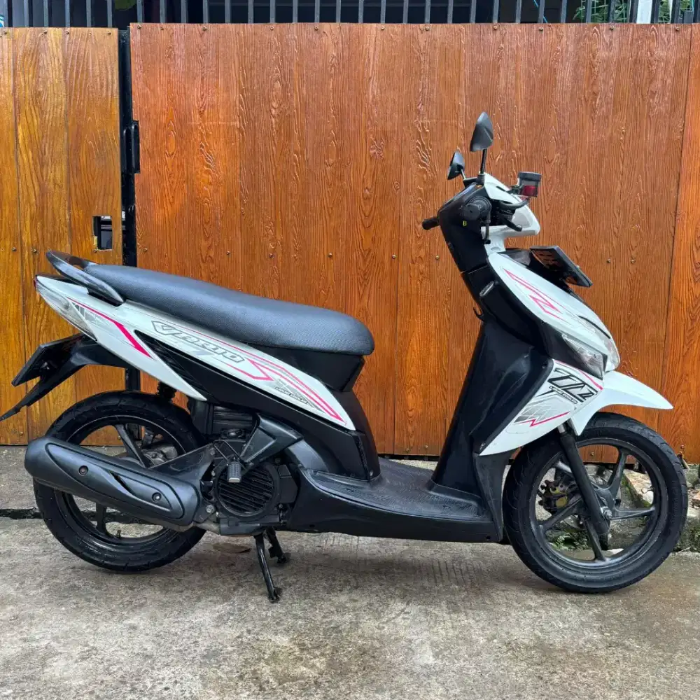 VARIO 110 CW 2010 PAJAK AKTIF SURAT LENGKAP TERMURAH SIAP PAKE