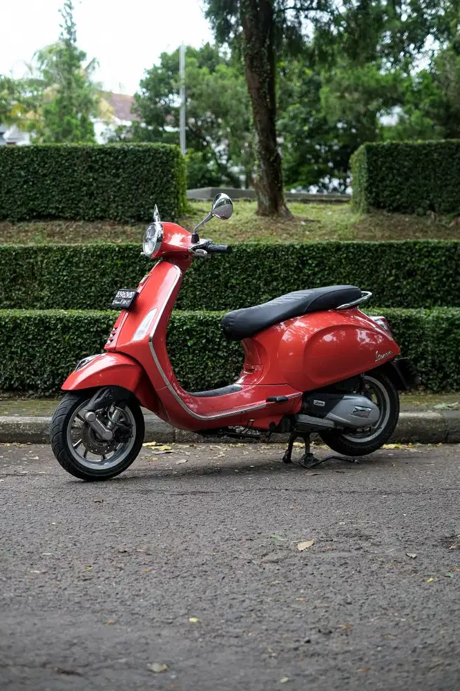PIAGGIO VESPA PRIMAVERA 150 IGET FACELIFT 2022  BERGARANSI BISA KREDIT