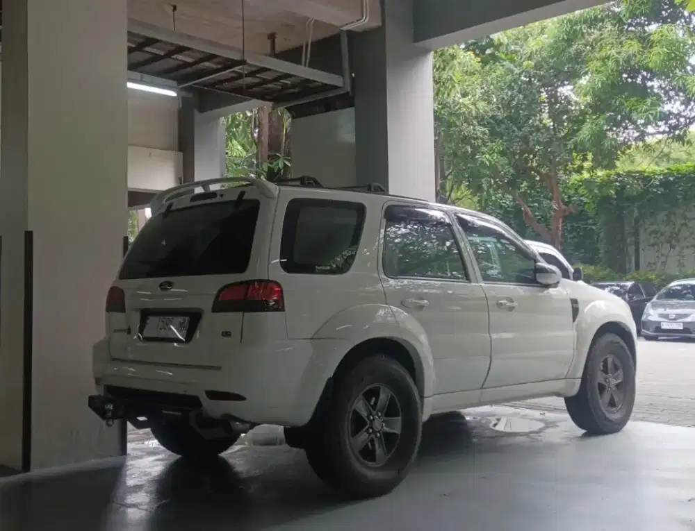 Ford escape 2012 xlt mulus terawat