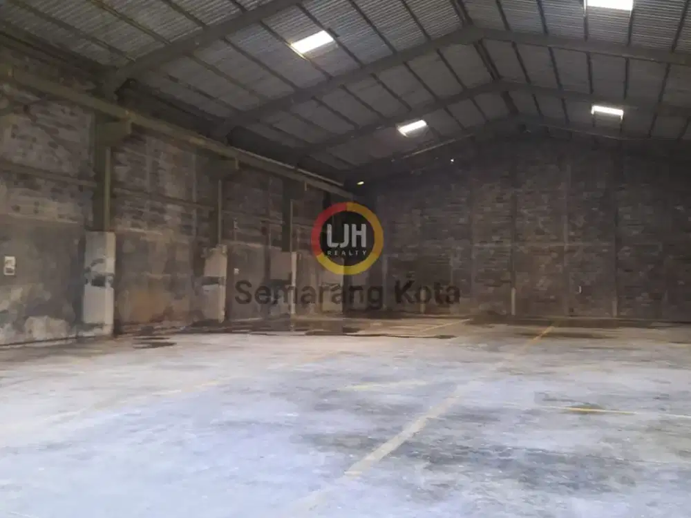 Gudang di Kawasan Industri Candi