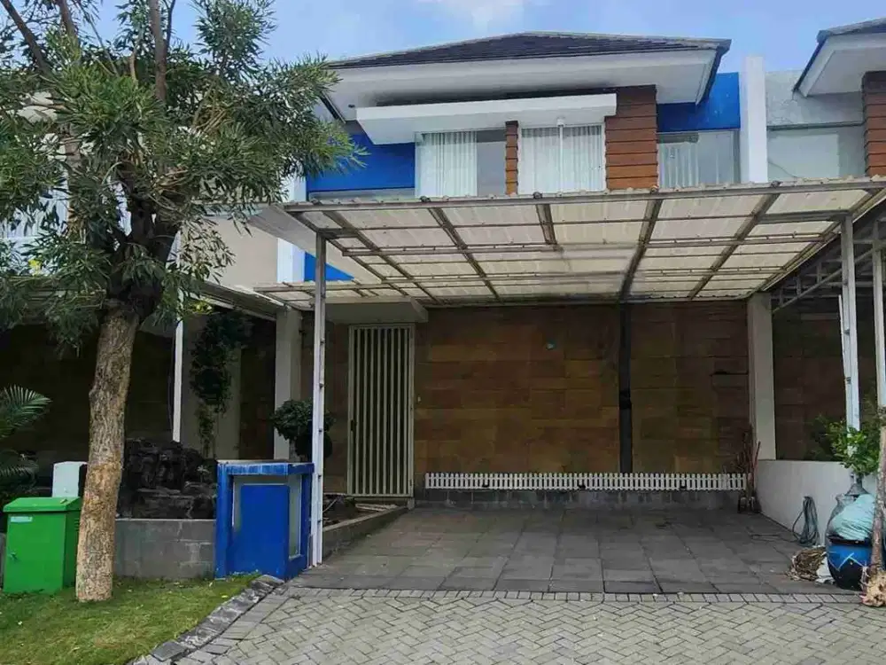 Rumah 2 Lantai Royal Residence Wiyung