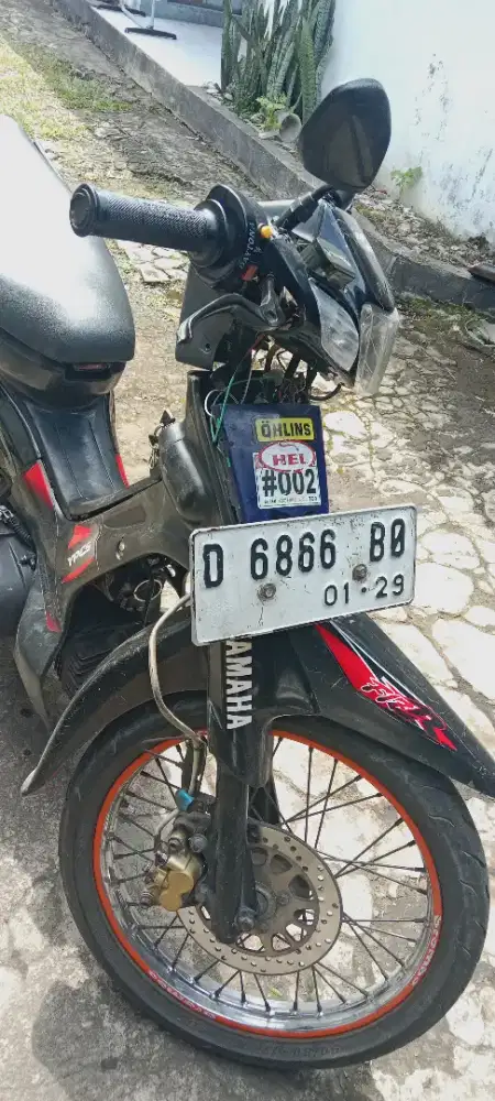 Yamaha FIZR 110 ZE