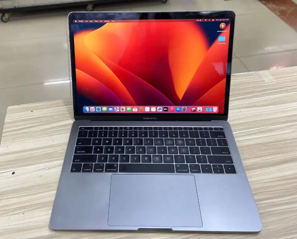 MACBOOK PRO 2017 Core i7 Ram 16GB Ssd 256GB Layar 13.3inch N-EC