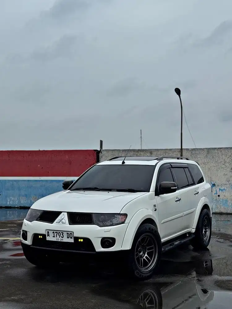 (CASH)Mitsubishi Pajero Sport Dakar a/t 2012