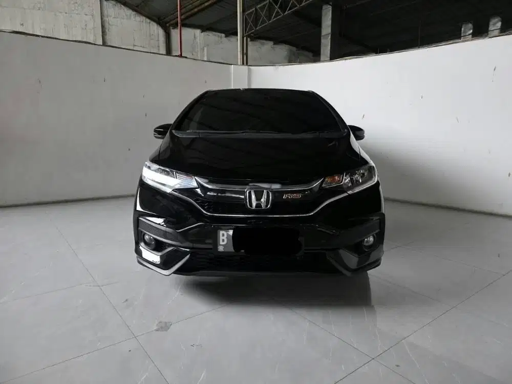 Antik Low km 37rban Honda Jazz RS AT ( Matic ) 2017 Hitam Gress Mulus