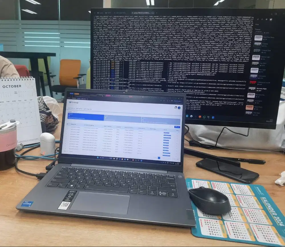 Lenovo IdeaPad 3 14ITL6 + Monitor LG 23,5 Inch