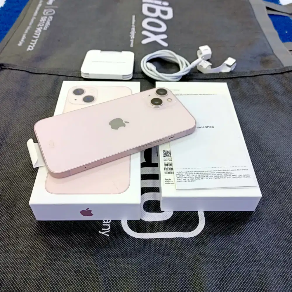 Iphone 13 128gb 99% Muluss like new Ex grs resmi iBox