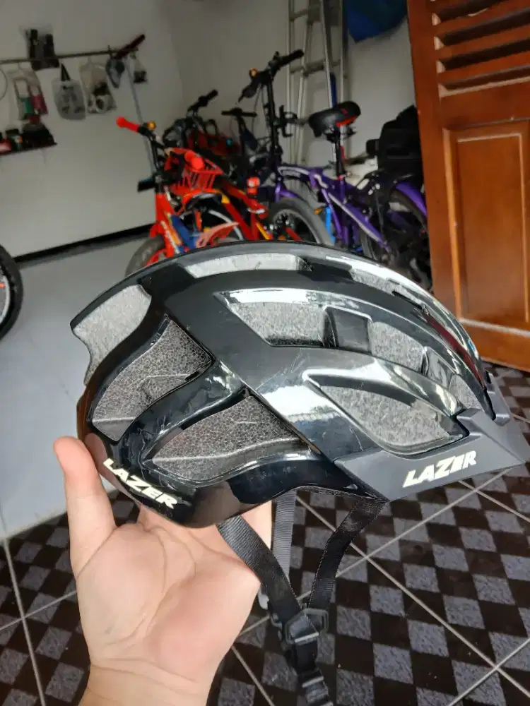 Helm sepeda Lazer Rodalink