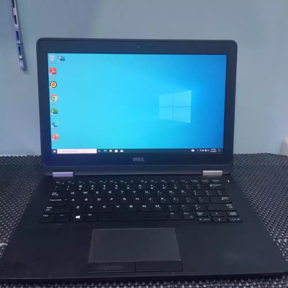 Dell latitude E7270