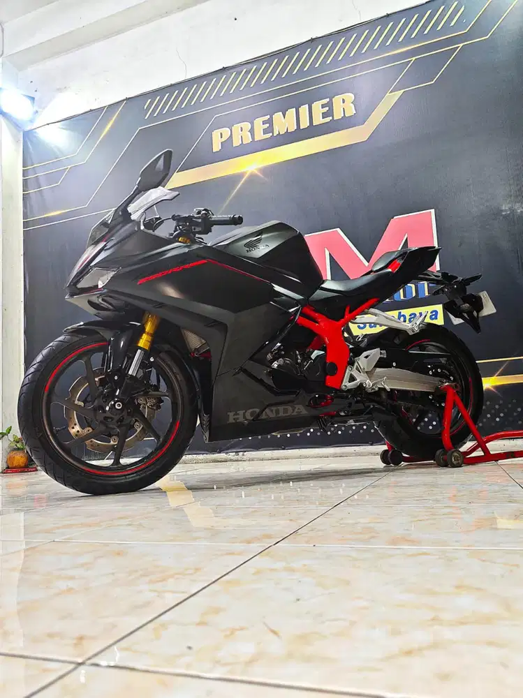 Honda New CBR 250 RR SE REG 2024 odo 2rb Anugerah motor rungkut jos