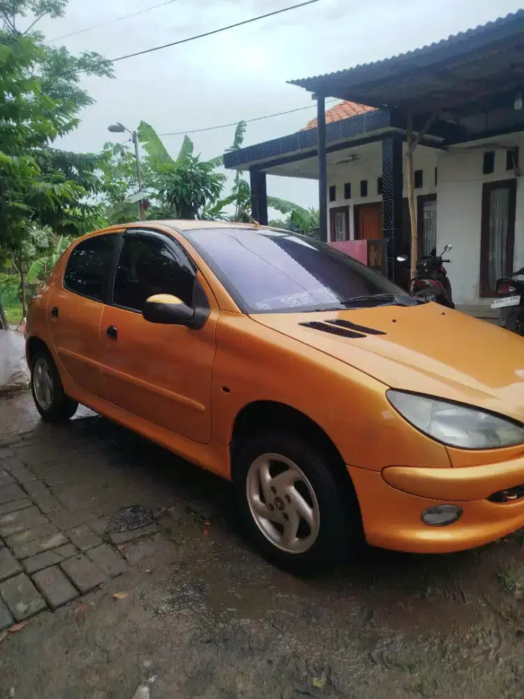 Peugeot 206 2001 M/T