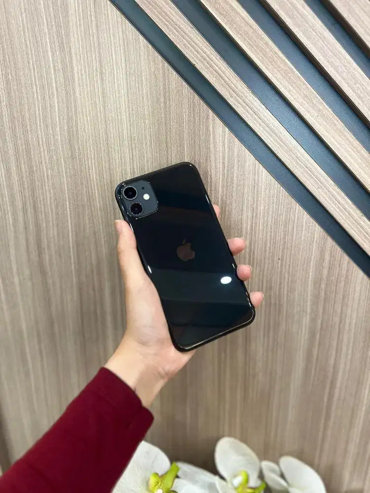 IPHONE 11 64 BEACUKAI SEC  BEACUKAI