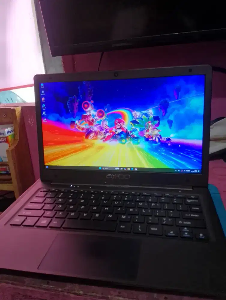Leptop Axioo Mybook 11G Slim FullHD Mulus