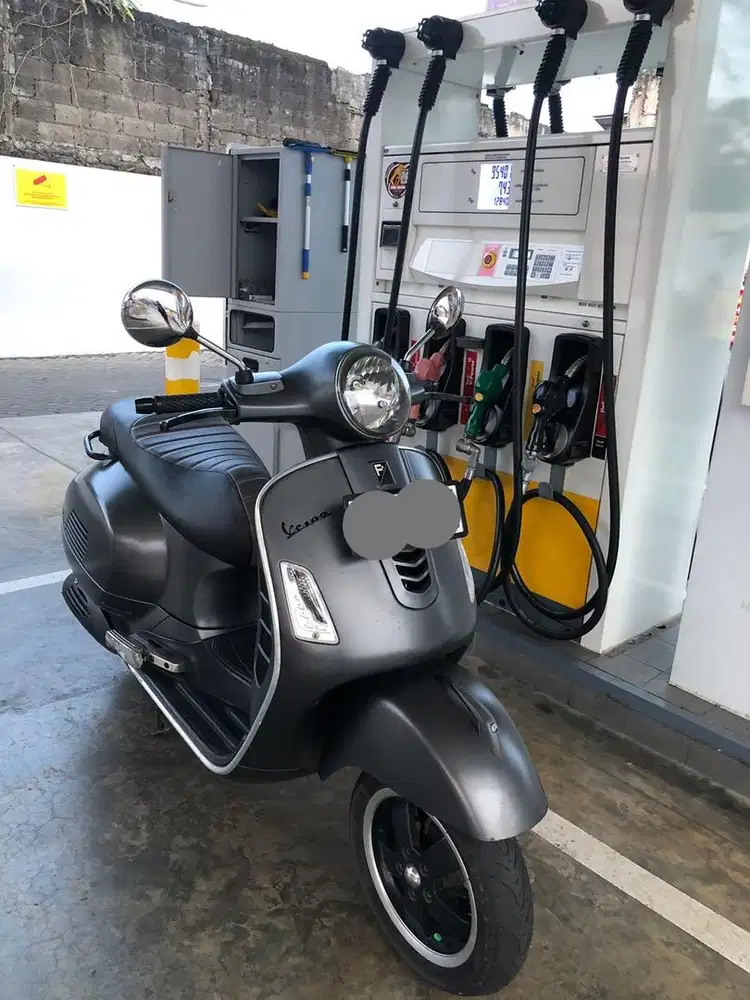 Vespa GTS 150 3V - 2016 NEGOO Banget!!