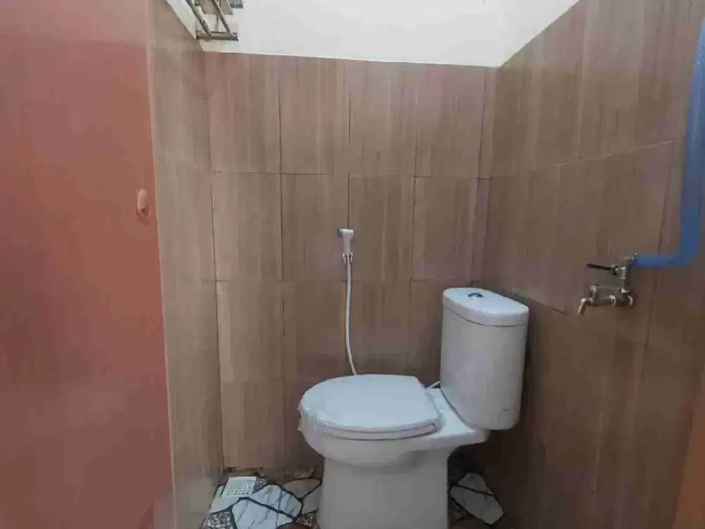 kost nyaman , asri , di pusat kota, harga terjangkau