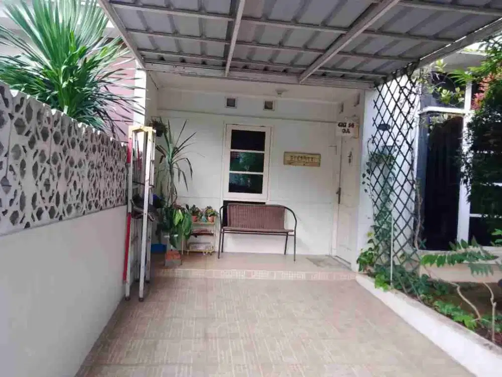 Rumah Full Furnishe Siap Huni di Bukit Golf Cibubur