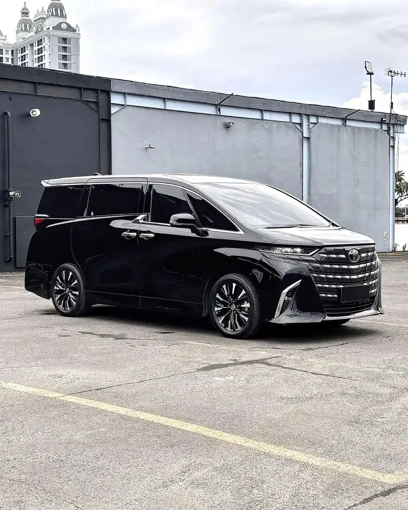 Toyota Alphard G 2024