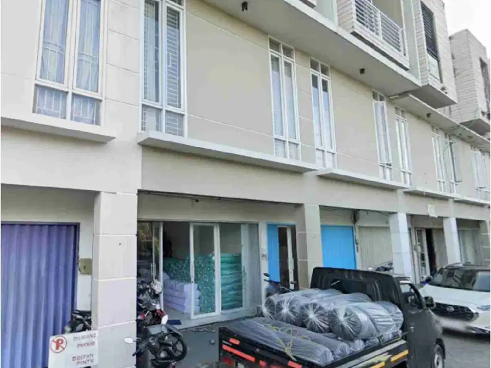 Sewa Ruko Siap Pakai 3 Lantai di Taman Kopo Indah V