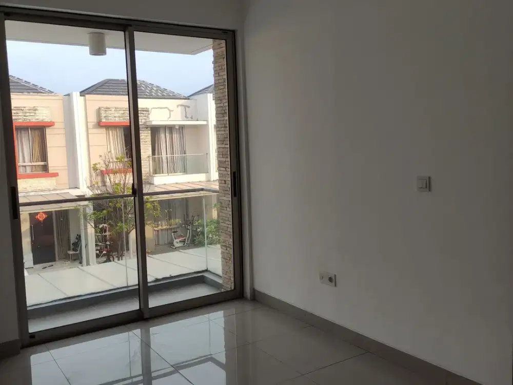 Disewakan Rumah 40jt/tahun di Cluster Hawai PIK2