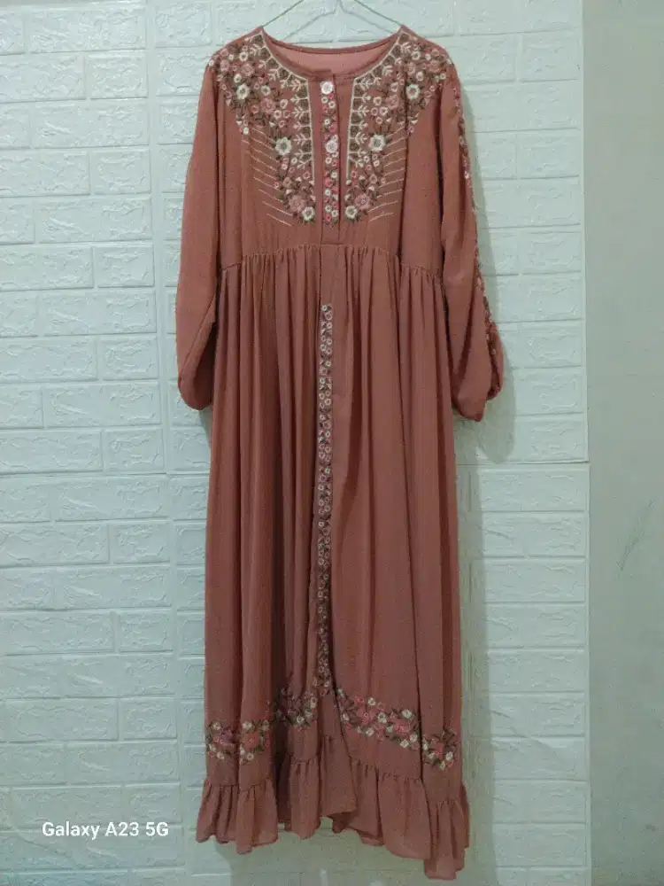 Gamis wanita ld 120