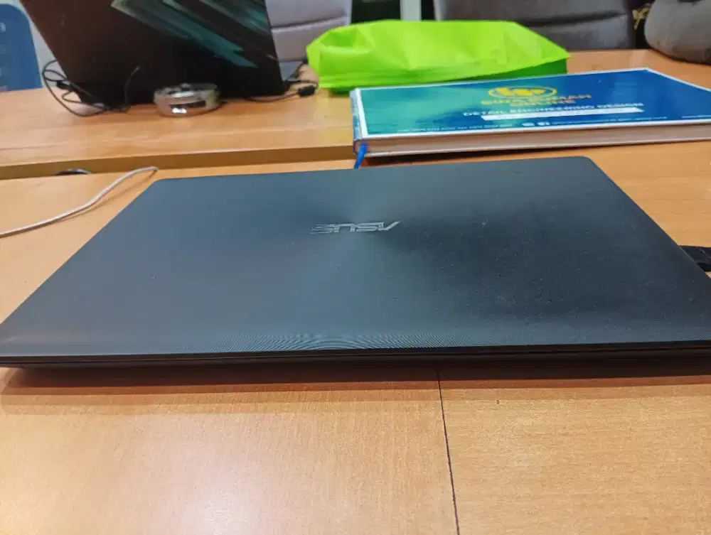 Laptop asus pemakaian harian