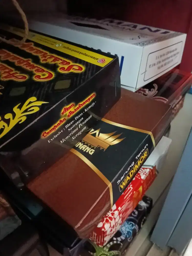 Sarung berbagai merk