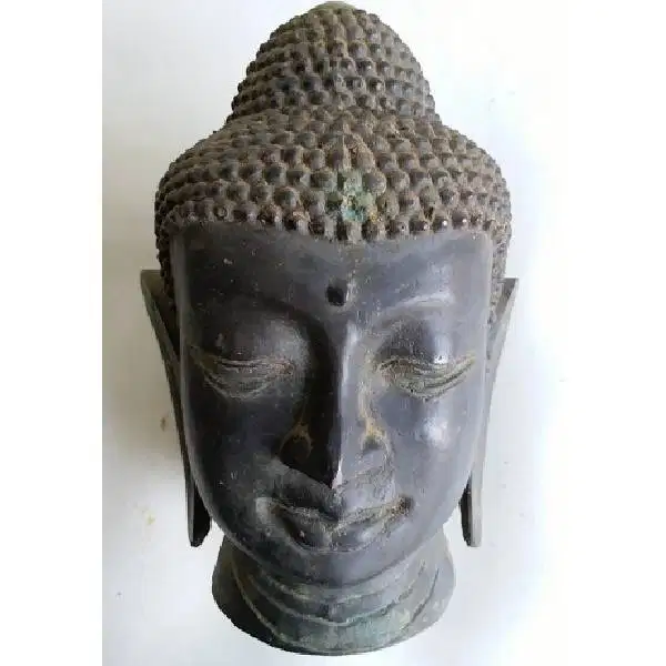 Antik patung temuan SCLUPTURE Head of Buddha Siddharta Gautama