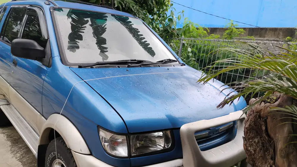 Chevrolet Tavera 2003 Bensin