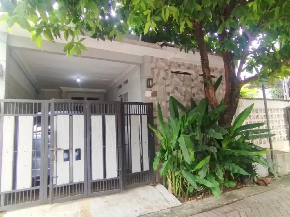 Jual cepat rumah cibubur country Rapih asri termurah strategis terawat baik