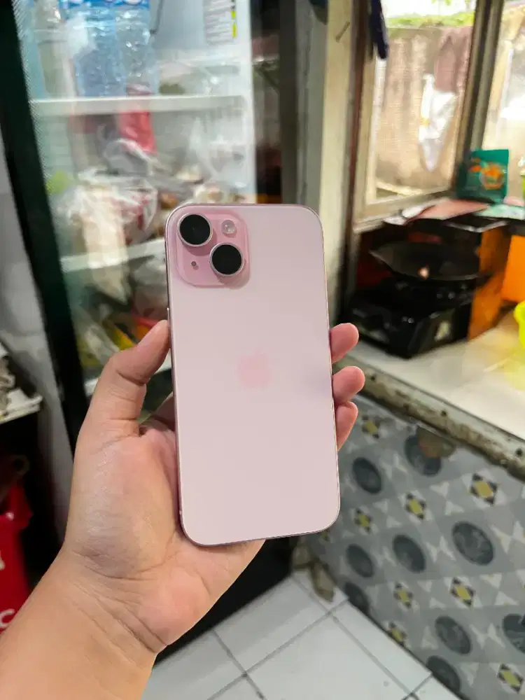 iPhone 15 128gb iBox