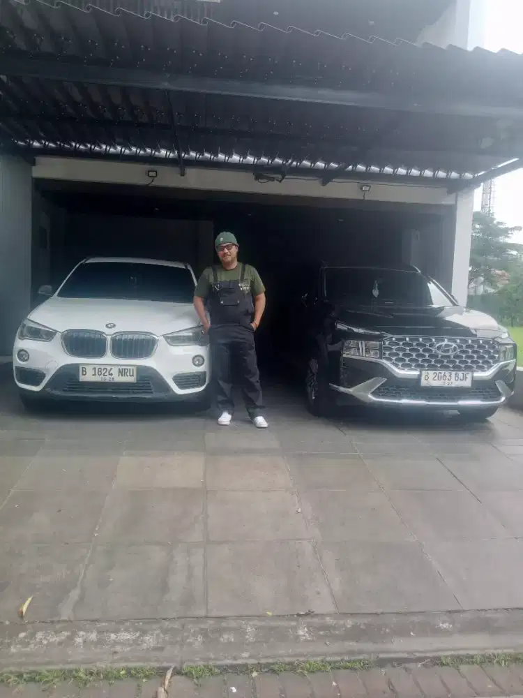 Dariver atau supir pribadi