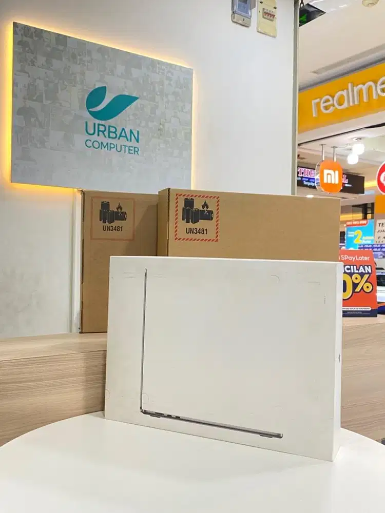 MacBook Air M3 2023 15 inc 16/256GB ( Baru )