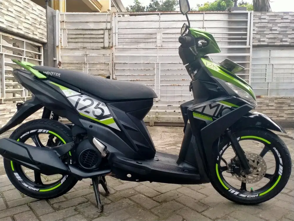 Yamaha 125 blucore lengkap motor sehat keterangan detail dibawah