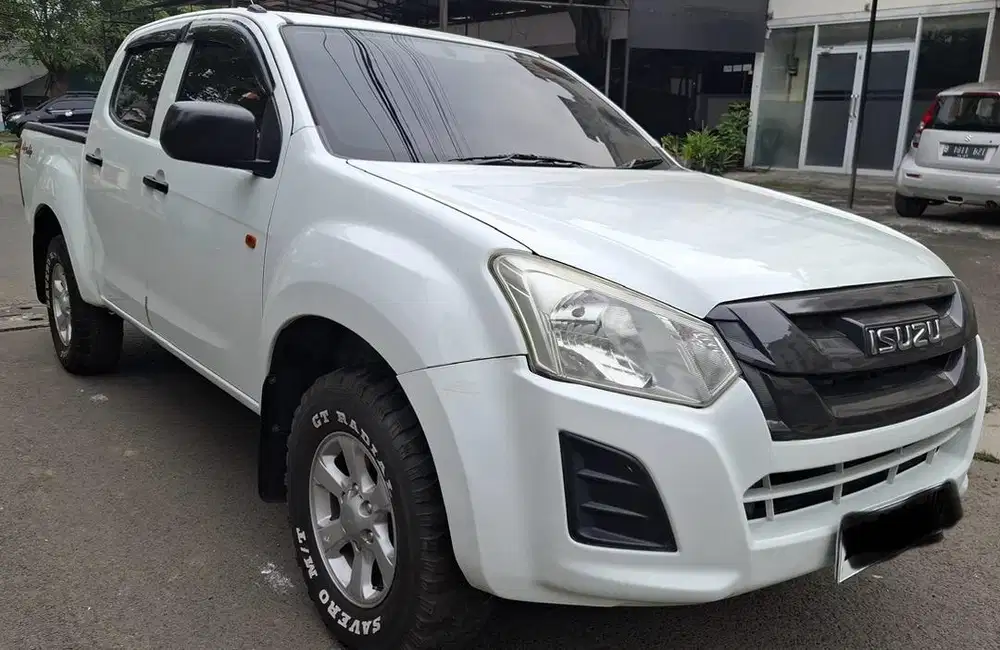 Isuzu Dmax tahun 2019 double cabin