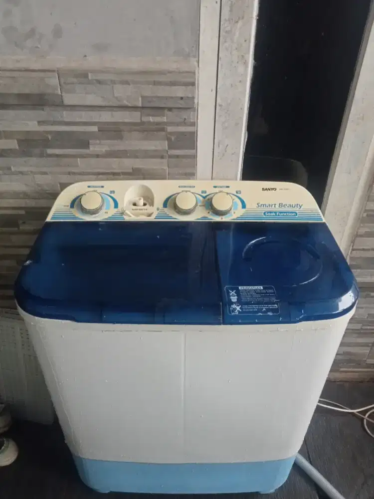 Mesin cuci Sanyo 7kg