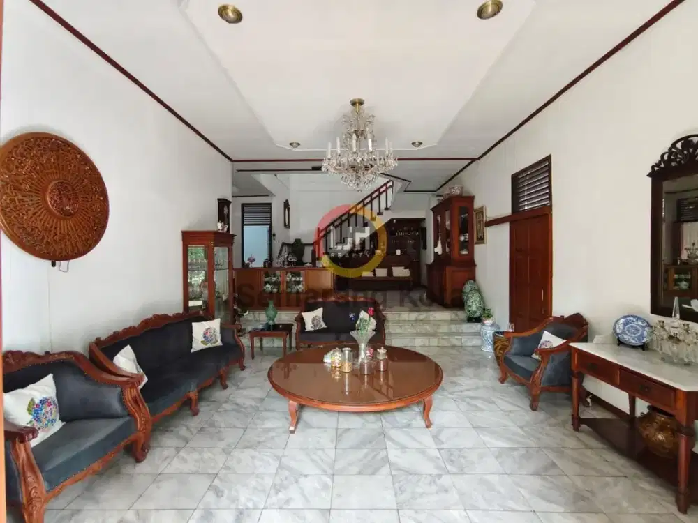 Rumah mewah di Bukit Sari