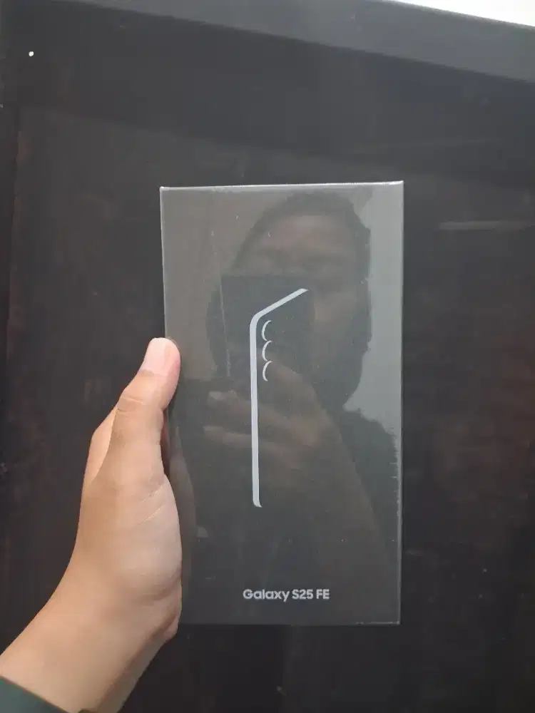 SAMSUNG S25 FE 512GB NEW GRATIS ADAPTER