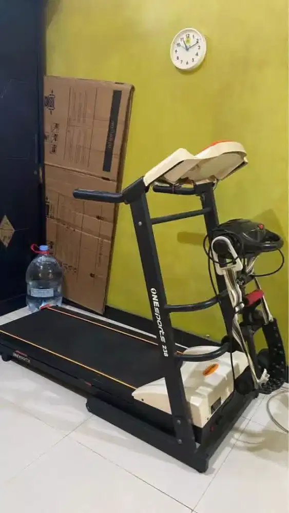 Jual cepat treedmil kond bagus mulus no minus.