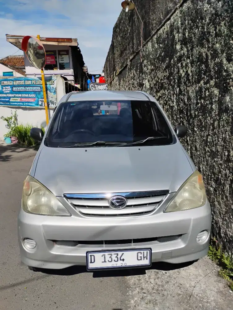 Dijual Xenia Xi 2004