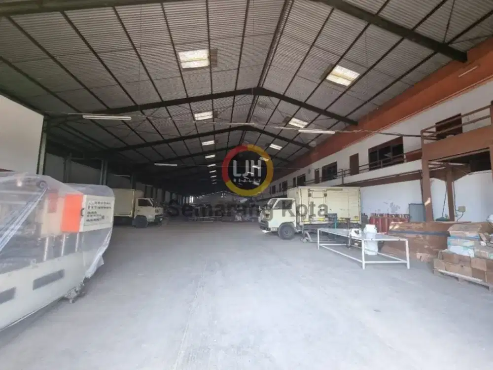 Gudang siap pakai di Tugu