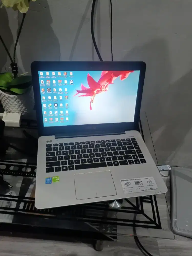 LAPTOP ASUS INTEL I5 VGA 2GB