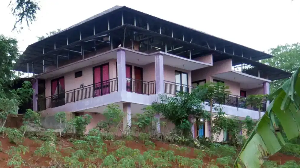 Rumah villa bandung jual cepat harga turun BU