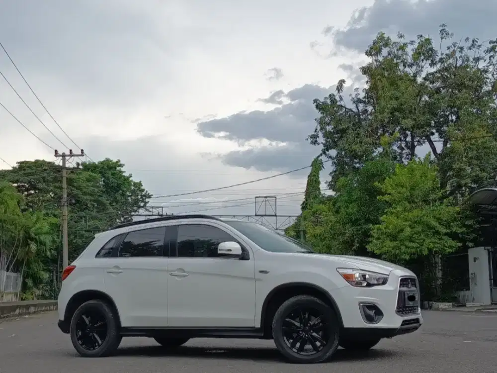 [TDP:20jt] Mitsubishi Outlander PX 2015 Automatic Panoramic Roof