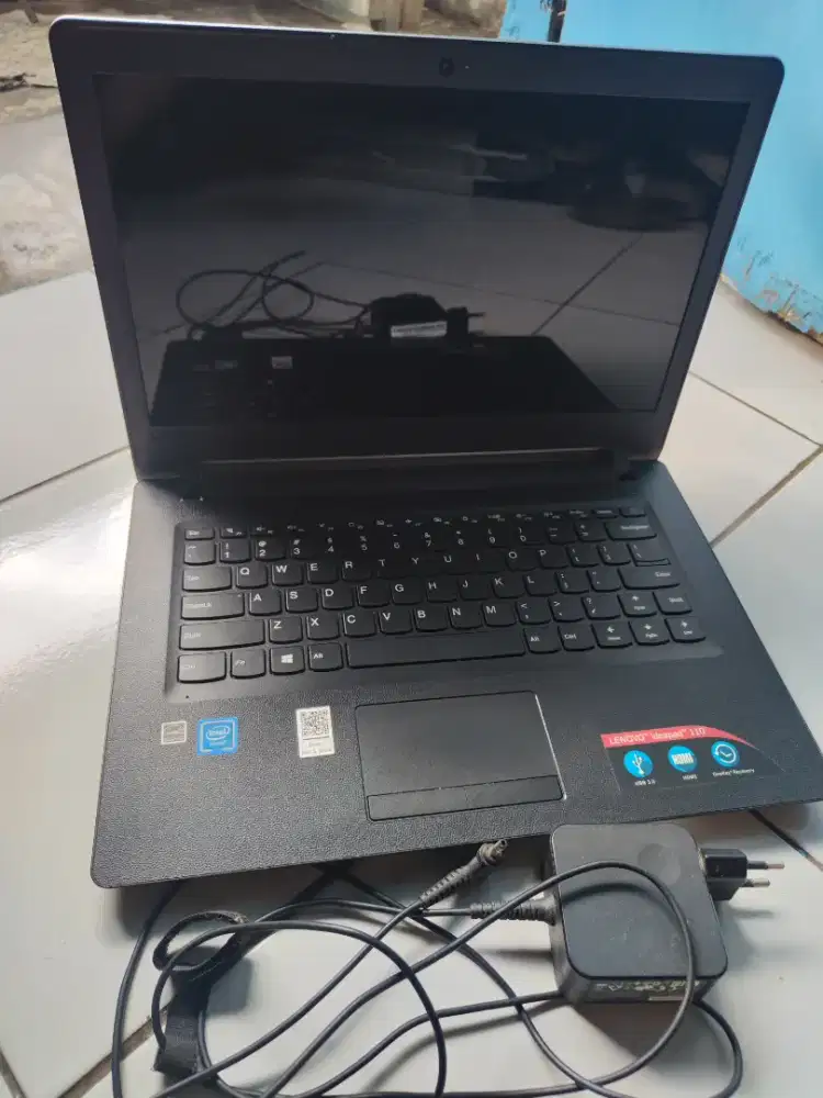Laptop Lenovo 110 ram 4
