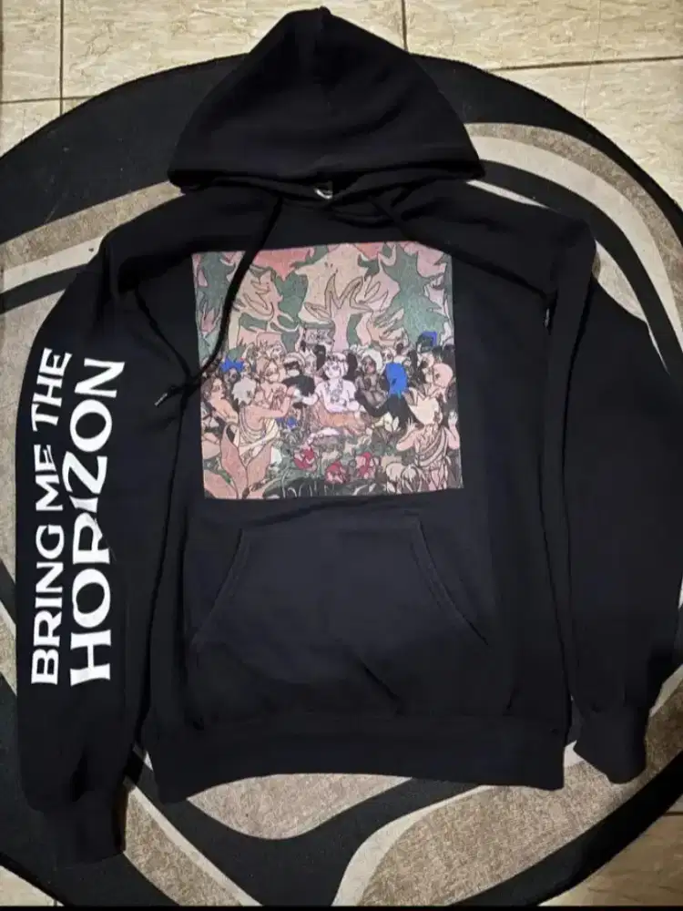 Hoodie Official merch