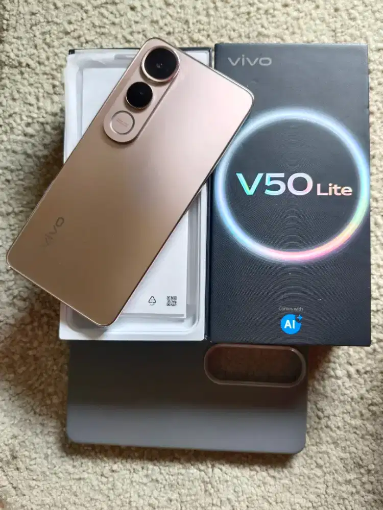 Jual vivo v50 lite ram8/128 mulus segel normal garansi smp 20/07/2026