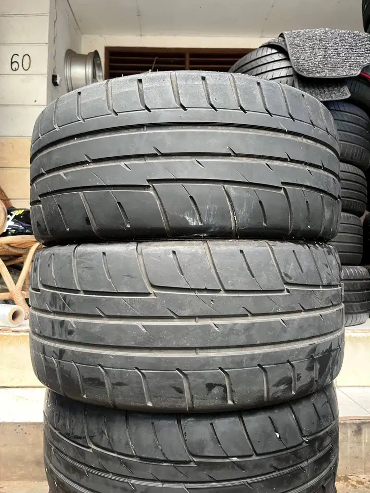 Ban GT Radial Champiro SX2 245 40 r18 2Pcs