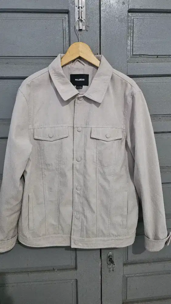 JAKET TRUCKER PULL & BEAR SIZE L