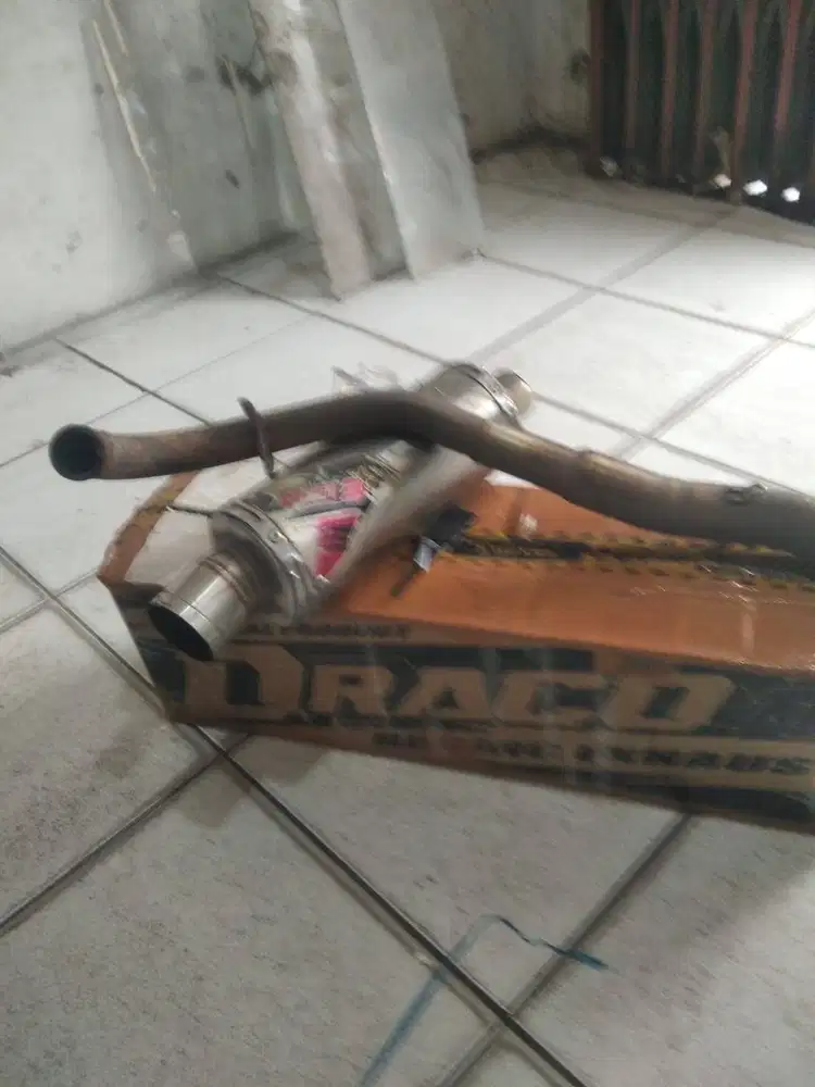 SEPAKET RACING AEROX DAN HELM FULL SET